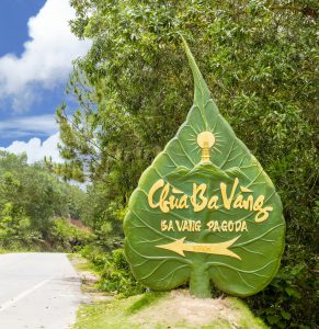 Thuê xe Hà Nội / Nội Bài đi Chùa Ba Vàng – Di chuyển thuận tiện, an tâm trọn hành trình lễ chùa