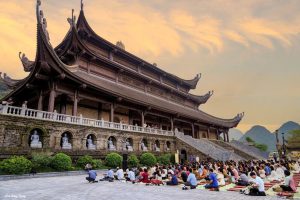 Du Lịch Tâm Linh Mùa Xuân – Hành Trình Tìm Sự An Yên Sau Những Ngày Tất Bật